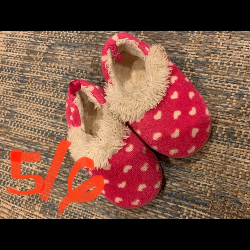 Slippers - Picture 3 of 3